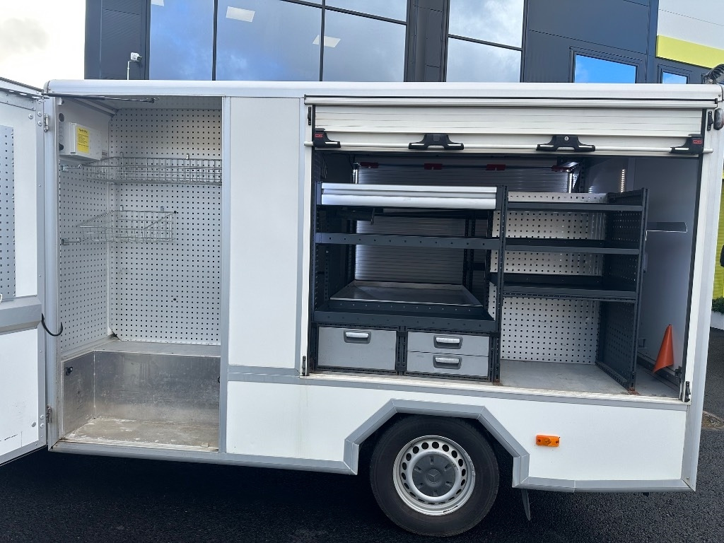 Furgão Mercedes-Benz Sprinter 316 Huoltoauto: foto 10 Furgão Mercedes-Benz Sprinter 316 Huoltoauto: foto 10