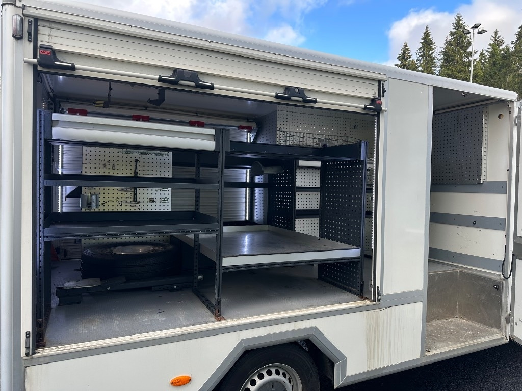 Furgão Mercedes-Benz Sprinter 316 Huoltoauto: foto 11 Furgão Mercedes-Benz Sprinter 316 Huoltoauto: foto 11