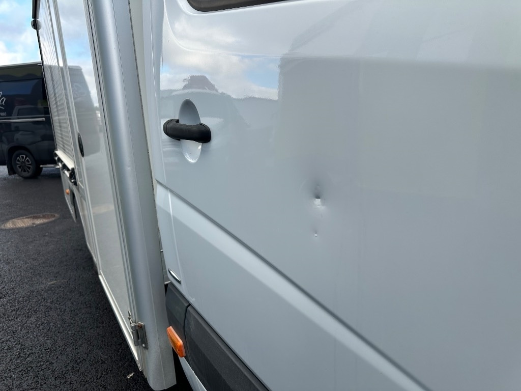 Furgão Mercedes-Benz Sprinter 316 Huoltoauto: foto 17 Furgão Mercedes-Benz Sprinter 316 Huoltoauto: foto 17