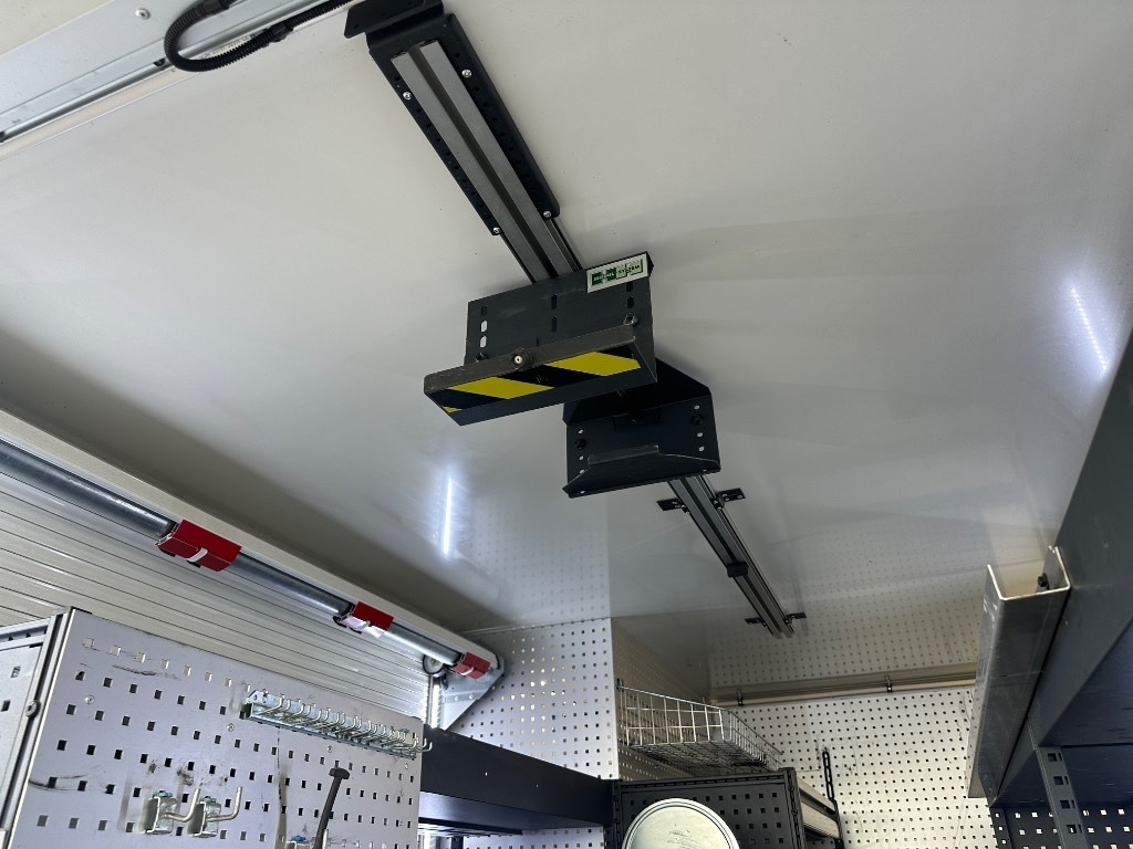 Furgão Mercedes-Benz Sprinter 316 Huoltoauto: foto 8 Furgão Mercedes-Benz Sprinter 316 Huoltoauto: foto 8