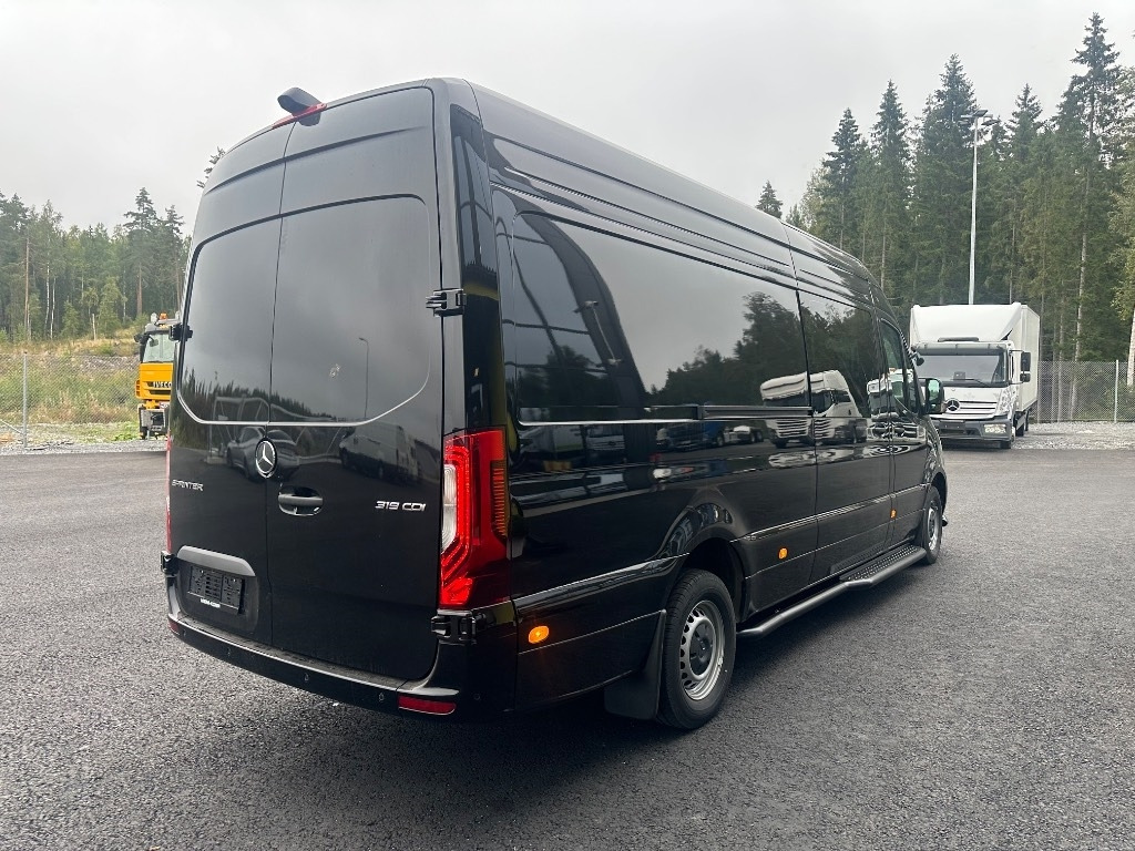 Mercedes-Benz Sprinter 319 Retkis - Furgão: foto 5 Mercedes-Benz Sprinter 319 Retkis - Furgão: foto 5