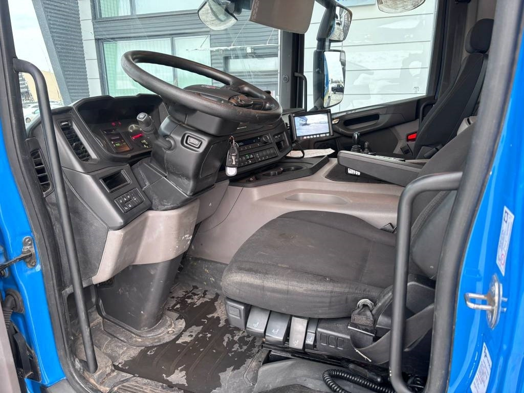 Scania P 360 - Caminhão polibenne: foto 5 Scania P 360 - Caminhão polibenne: foto 5