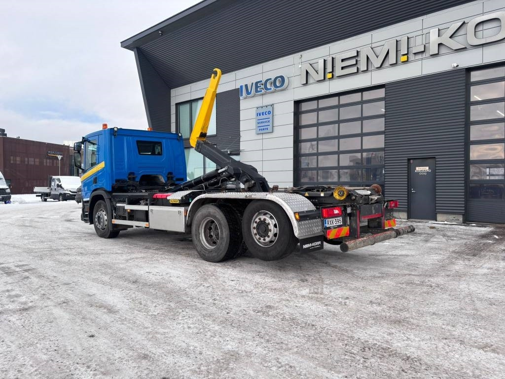 Scania P 360 - Caminhão polibenne: foto 3 Scania P 360 - Caminhão polibenne: foto 3