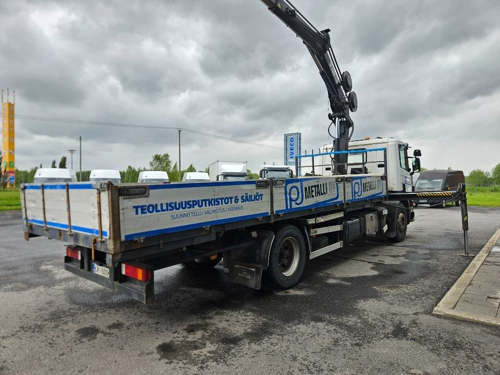 Scania P 94 DB 220 Hiab 135-4 lisähydrauliikalla - Caminhão grua: foto 4 Scania P 94 DB 220 Hiab 135-4 lisähydrauliikalla - Caminhão grua: foto 4