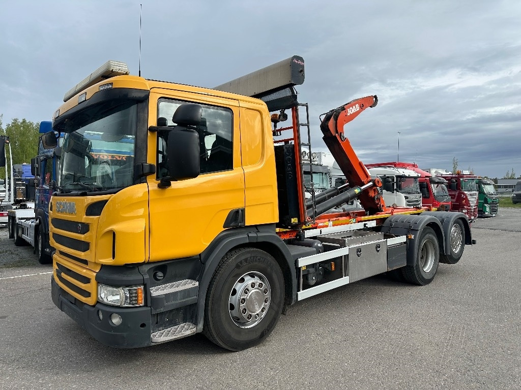 Scania P370 6x2*4 - Caminhão polibenne: foto 1 Scania P370 6x2*4 - Caminhão polibenne: foto 1
