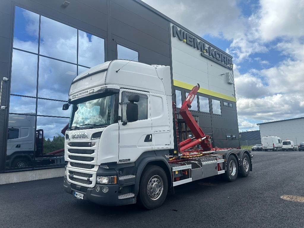 Scania R520 6x2*4 - Caminhão polibenne: foto 1 Scania R520 6x2*4 - Caminhão polibenne: foto 1