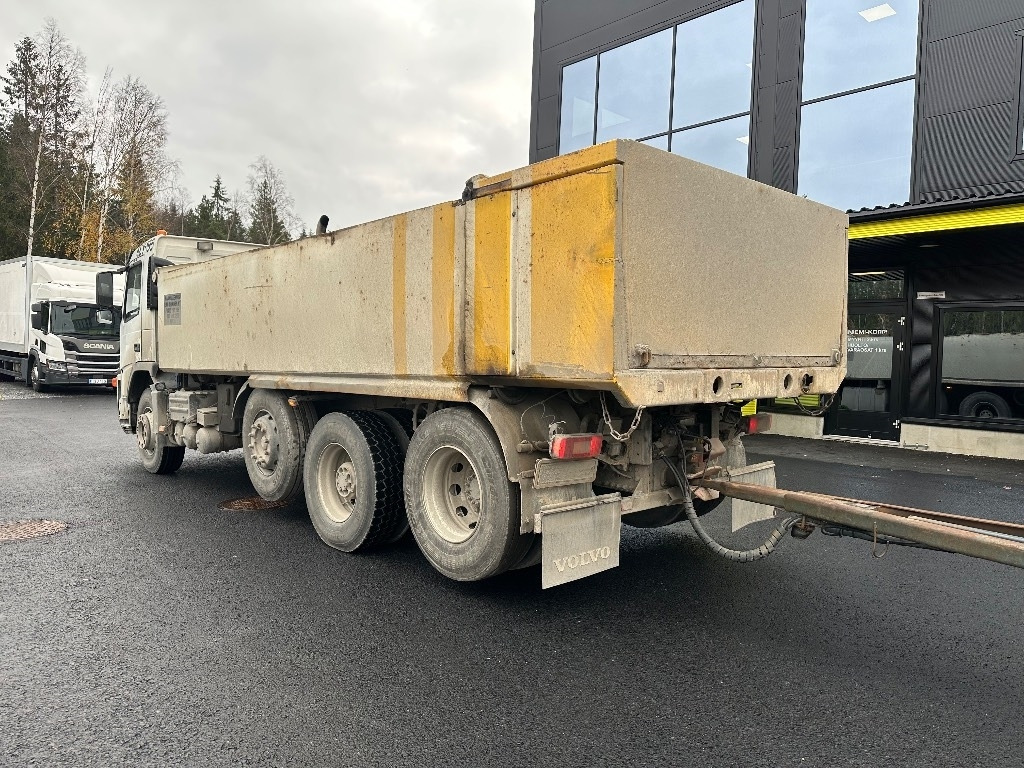 Volvo FH 12 420 8x2 + pv - Caminhão basculante: foto 4 Volvo FH 12 420 8x2 + pv - Caminhão basculante: foto 4