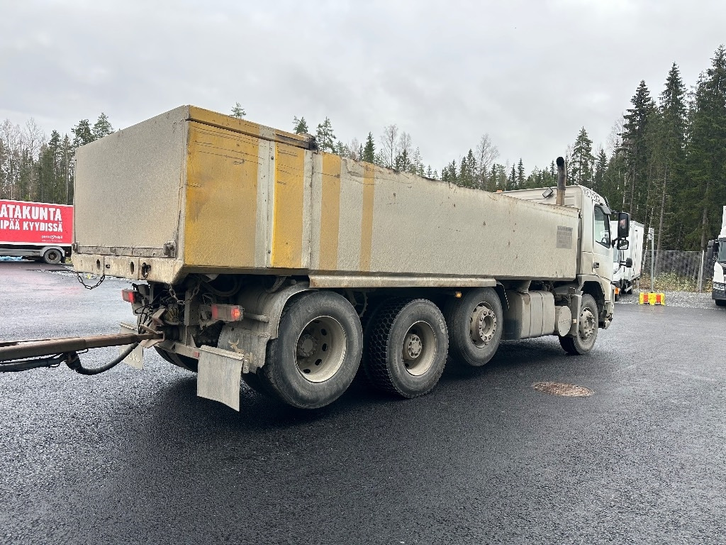 Volvo FH 12 420 8x2 + pv - Caminhão basculante: foto 3 Volvo FH 12 420 8x2 + pv - Caminhão basculante: foto 3