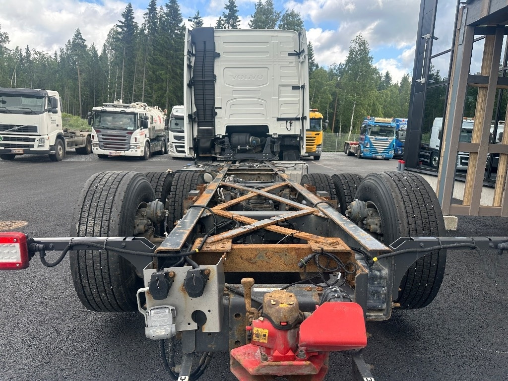 Volvo FH13 540 6x2*4  - Caminhão chassi: foto 5 Volvo FH13 540 6x2*4  - Caminhão chassi: foto 5