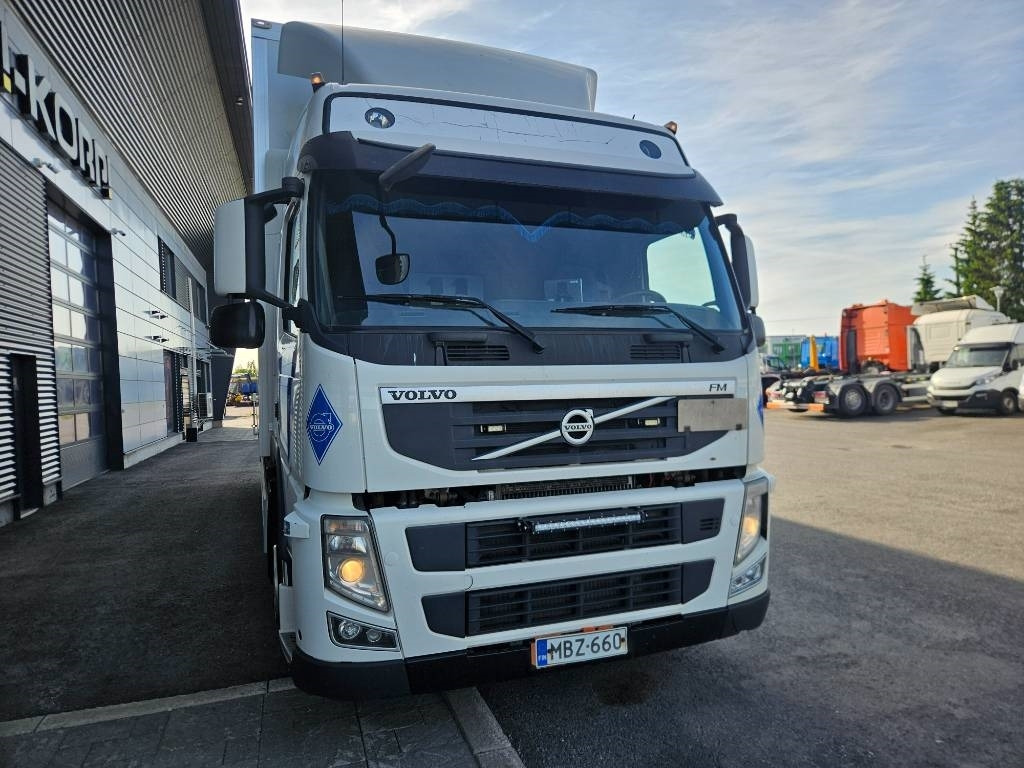 Volvo FM11 - Caminhão furgão: foto 2 Volvo FM11 - Caminhão furgão: foto 2