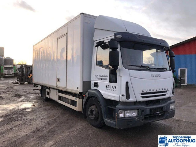 IVECO EUROCARGO 120E25 euro 4 - Caminhão furgão: foto 1 IVECO EUROCARGO 120E25 euro 4 - Caminhão furgão: foto 1