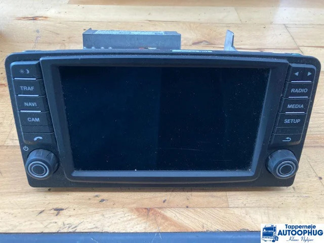 MAN 81.28100-6037 Radio - Sistema elétrico de Caminhão: foto 1 MAN 81.28100-6037 Radio - Sistema elétrico de Caminhão: foto 1