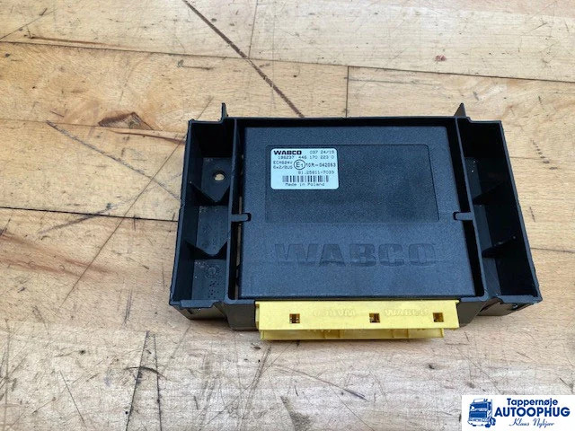 MAN ECU ECAS – MAN 81.25811-7033 - Centralina electrónica de Caminhão: foto 1 MAN ECU ECAS – MAN 81.25811-7033 - Centralina electrónica de Caminhão: foto 1