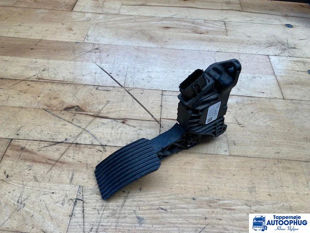 MAN Gaspedal – MAN 81.25970-6110 - Sistema elétrico de Caminhão: foto 1 MAN Gaspedal – MAN 81.25970-6110 - Sistema elétrico de Caminhão: foto 1