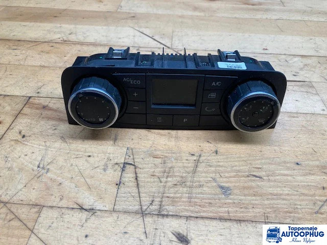 MAN Klimapanel – MAN 81.61990.6097 - Sistema elétrico de Caminhão: foto 1 MAN Klimapanel – MAN 81.61990.6097 - Sistema elétrico de Caminhão: foto 1