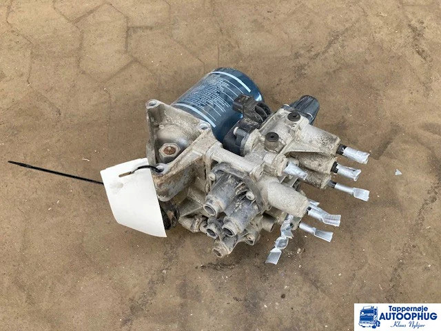 MAN Lufttørrer – MAN 81.52108-6028 - Sistema elétrico de Caminhão: foto 1 MAN Lufttørrer – MAN 81.52108-6028 - Sistema elétrico de Caminhão: foto 1