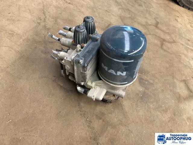 MAN Lufttørrer – MAN 81.52108-6028 - Sistema elétrico de Caminhão: foto 2 MAN Lufttørrer – MAN 81.52108-6028 - Sistema elétrico de Caminhão: foto 2