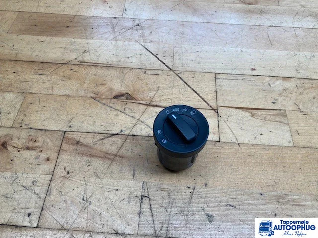 MAN Lyskontakt – MAN 81.25525-6244 - Sistema elétrico de Caminhão: foto 1 MAN Lyskontakt – MAN 81.25525-6244 - Sistema elétrico de Caminhão: foto 1