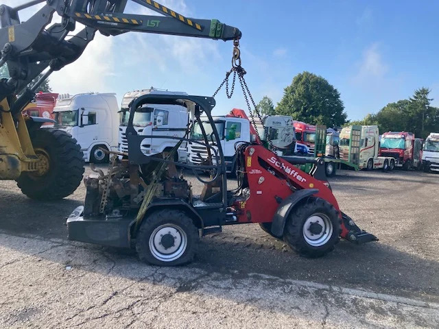 SCHÄFFER 4670Z - Carregadeira articulada: foto 4 SCHÄFFER 4670Z - Carregadeira articulada: foto 4