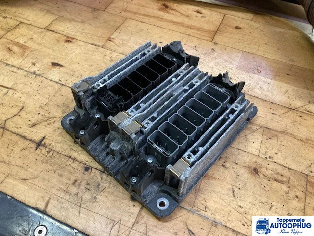 Scania ECU EMS – Scania 3030368 - Centralina electrónica de Caminhão: foto 2 Scania ECU EMS – Scania 3030368 - Centralina electrónica de Caminhão: foto 2