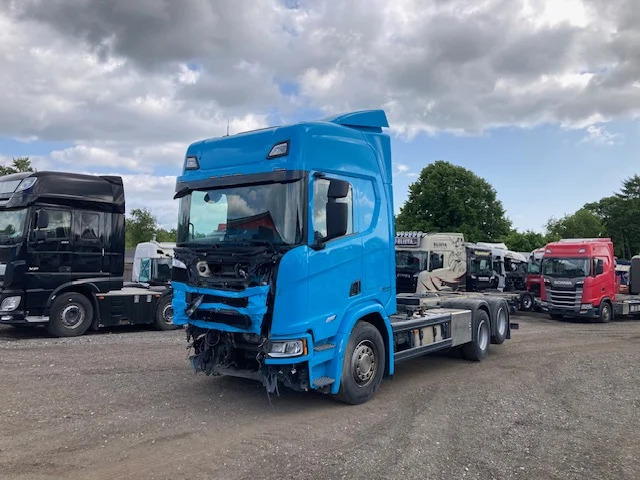 Scania R500 6X2 Retarder BDF system - Caminhão transportador de contêineres/ Caixa móvel: foto 1 Scania R500 6X2 Retarder BDF system - Caminhão transportador de contêineres/ Caixa móvel: foto 1