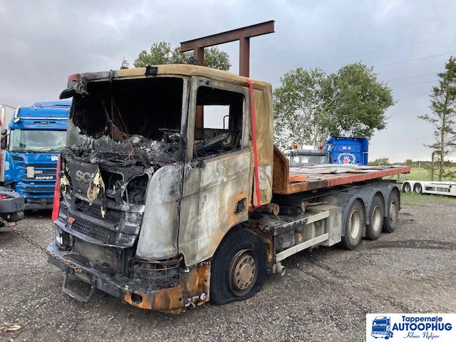 Scania R580XT 8X4 tridem - Caminhão basculante: foto 2 Scania R580XT 8X4 tridem - Caminhão basculante: foto 2