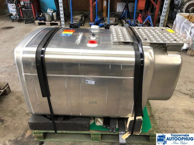 Scania Tank 540 P/N: 2132703 - Tanque de combustível de Caminhão: foto 3 Scania Tank 540 P/N: 2132703 - Tanque de combustível de Caminhão: foto 3