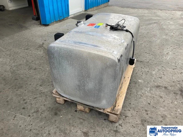 Scania diesel tank 500L Scania 1871190 - Tanque de combustível de Caminhão: foto 3 Scania diesel tank 500L Scania 1871190 - Tanque de combustível de Caminhão: foto 3