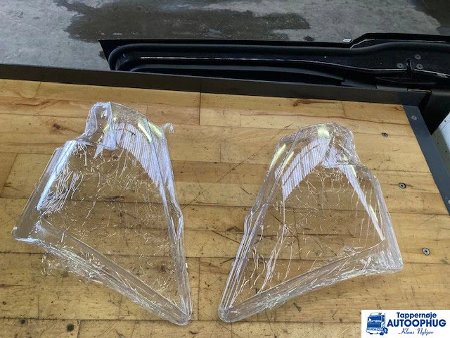 Volvo FH5 LED – Forlygte glas - Sistema elétrico de Caminhão: foto 1 Volvo FH5 LED – Forlygte glas - Sistema elétrico de Caminhão: foto 1