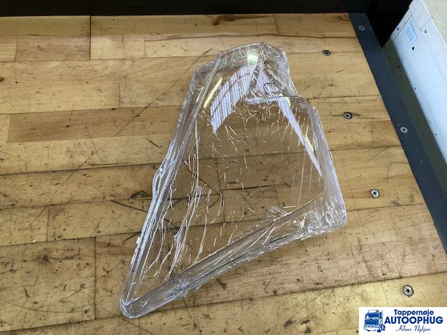 Volvo FH5 LED – Forlygte glas - Sistema elétrico de Caminhão: foto 2 Volvo FH5 LED – Forlygte glas - Sistema elétrico de Caminhão: foto 2