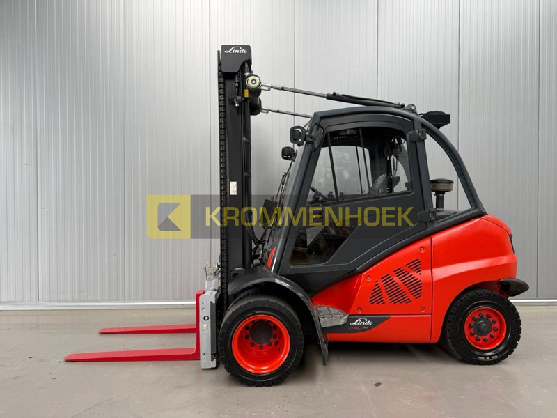 Linde H 40 D-02 - Empilhadeira a diesel: foto 1 Linde H 40 D-02 - Empilhadeira a diesel: foto 1