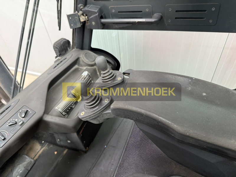 Empilhadeira a diesel Linde H 70 D: foto 13