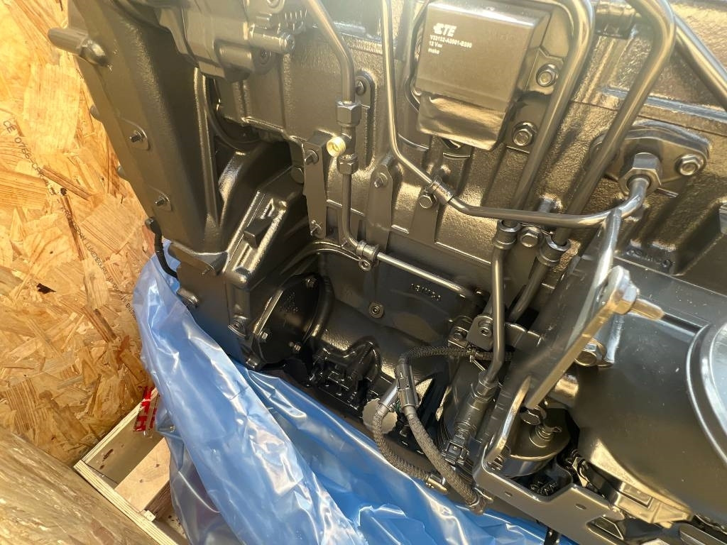 CNH Moteur - FPT Cursor 9 - F2CFE613G - Motor de Máquina agrícola: foto 4 CNH Moteur - FPT Cursor 9 - F2CFE613G - Motor de Máquina agrícola: foto 4