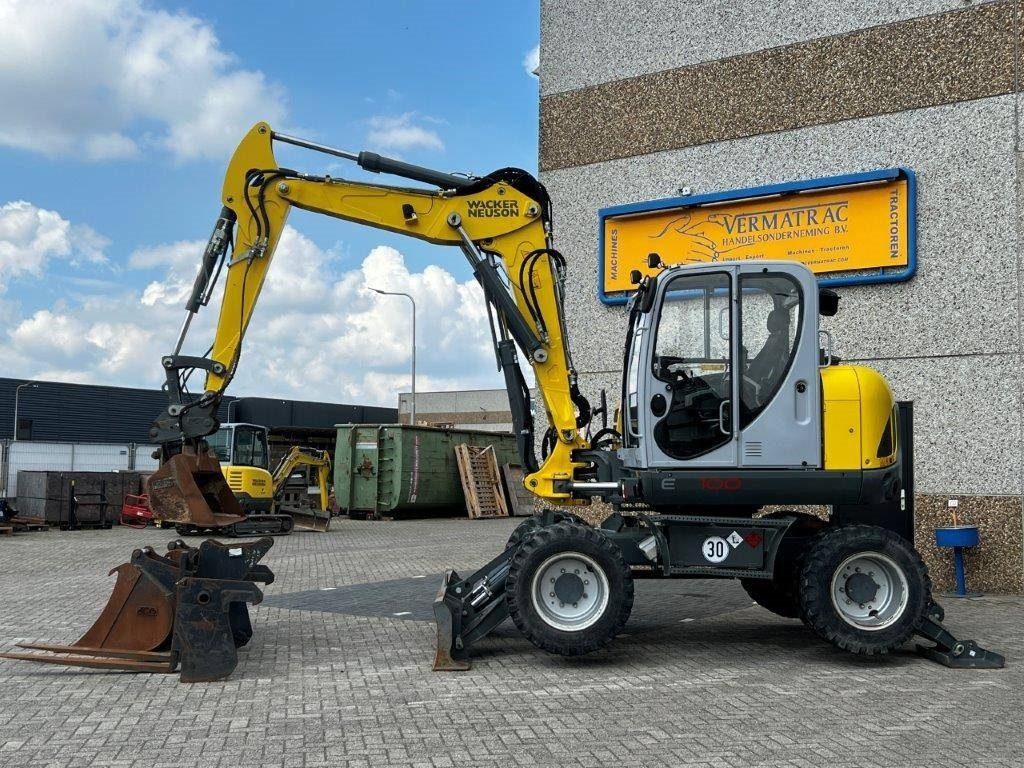 Wacker Neuson EW100 – 1376 hours – 2019!! - Escavadeira de rodas: foto 2 Wacker Neuson EW100 – 1376 hours – 2019!! - Escavadeira de rodas: foto 2