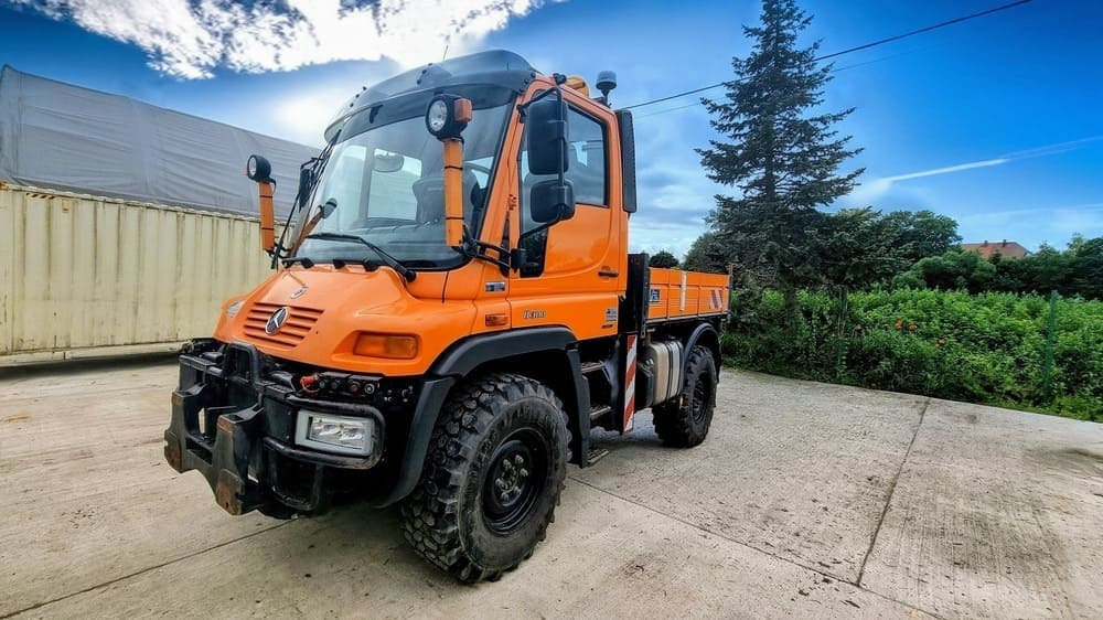 MERCEDES-BENZ Unimog U300 - Veículo municipal/ Especial: foto 4 MERCEDES-BENZ Unimog U300 - Veículo municipal/ Especial: foto 4