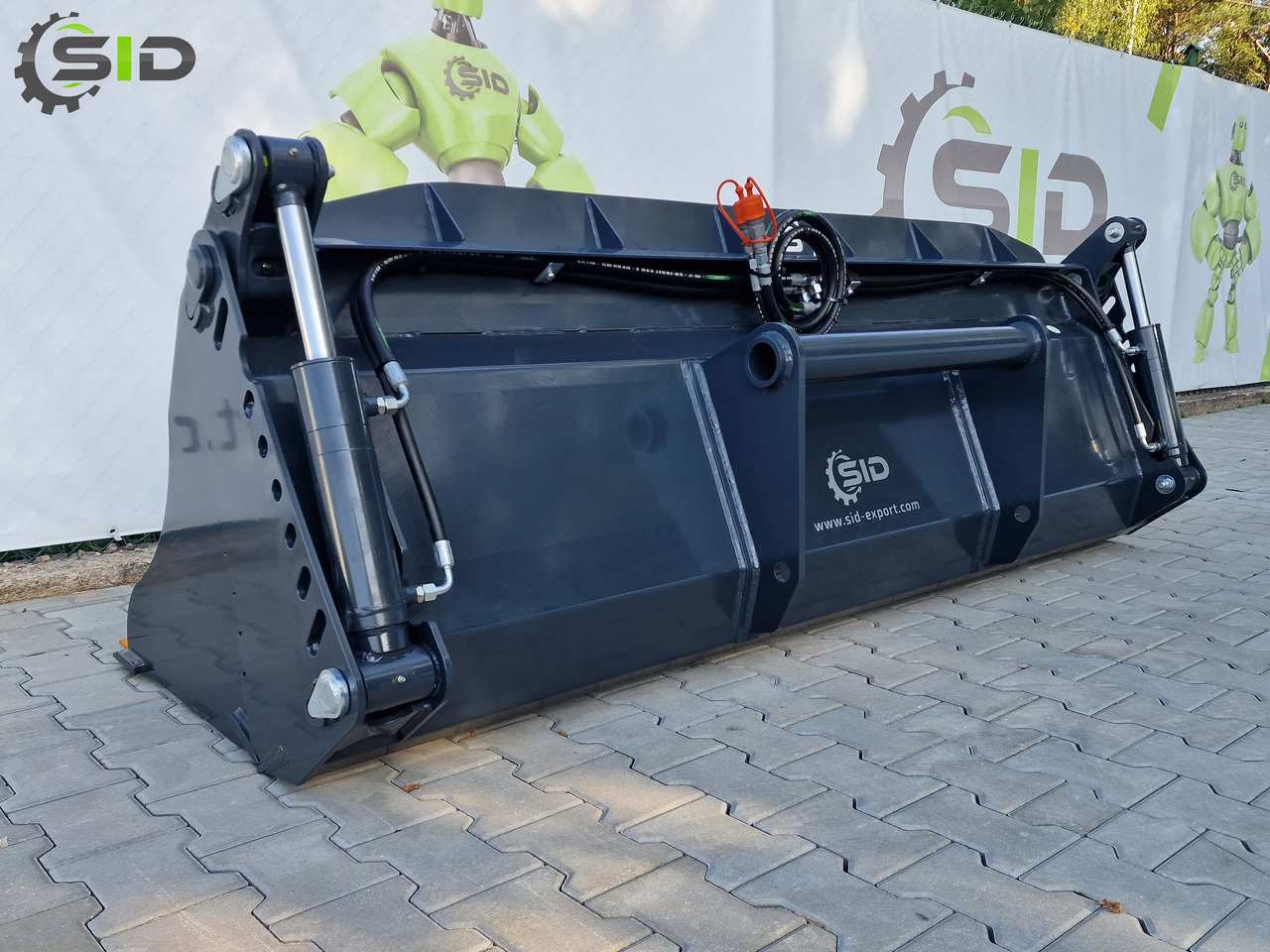 SID Klappschaufel 4in1 / Godet 4en1 multifonction / 4in1 multipurpose bucket 1,4 m - Balde para carregadeiras de Máquina de construção: foto 3 SID Klappschaufel 4in1 / Godet 4en1 multifonction / 4in1 multipurpose bucket 1,4 m - Balde para carregadeiras de Máquina de construção: foto 3