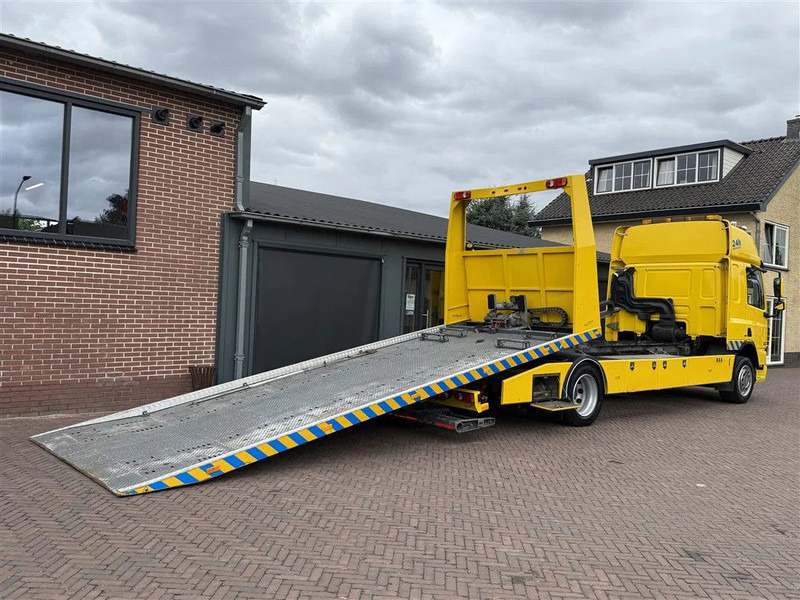 DAF CF 65.300 Towtruck Depannage Lier Brille Sleeper 640x242x104 cm - Caminhão reboque: foto 2 DAF CF 65.300 Towtruck Depannage Lier Brille Sleeper 640x242x104 cm - Caminhão reboque: foto 2
