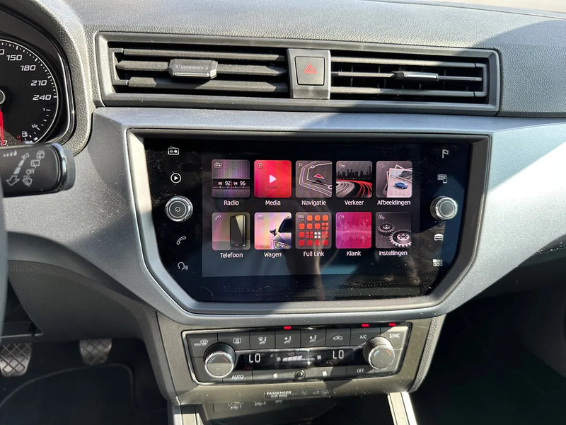 Hatchback SEAT Arona 1.0 TSI Style Business Intense Carplay Dealeronderhouden Cruise Clima Navi Camera: foto 14