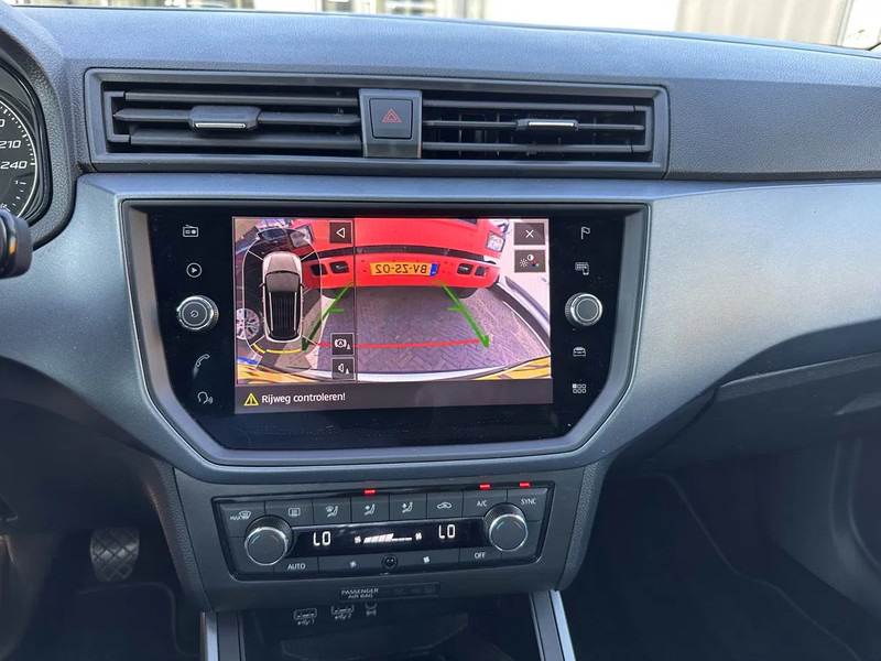 Hatchback SEAT Arona 1.0 TSI Style Business Intense Carplay Dealeronderhouden Cruise Clima Navi Camera: foto 16