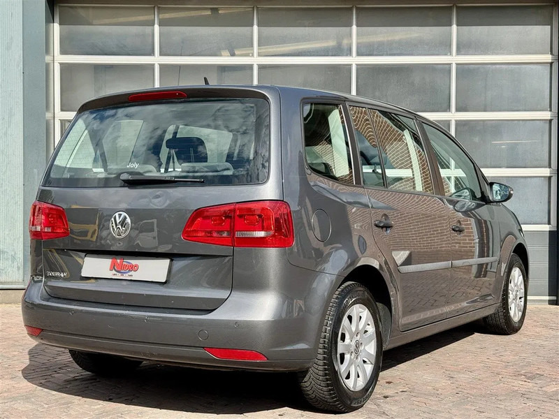 Volkswagen Touran 1.2 TSI 105pk 7 Pers LMV export - Automóvel: foto 3 Volkswagen Touran 1.2 TSI 105pk 7 Pers LMV export - Automóvel: foto 3