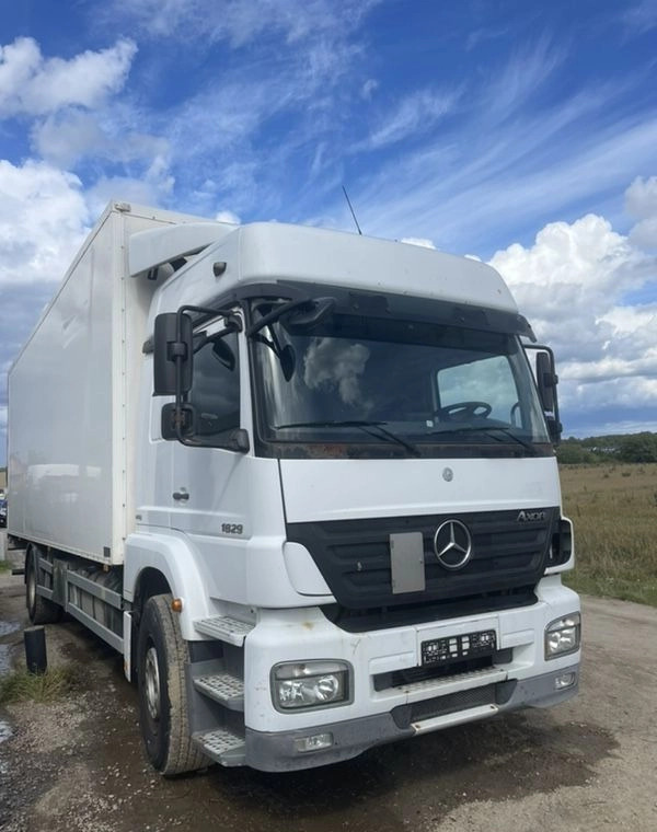 MERCEDES-BENZ AXOR PRZEBIEG TYLKO 322000 KM!!!! - Caminhão isotérmico: foto 1 MERCEDES-BENZ AXOR PRZEBIEG TYLKO 322000 KM!!!! - Caminhão isotérmico: foto 1