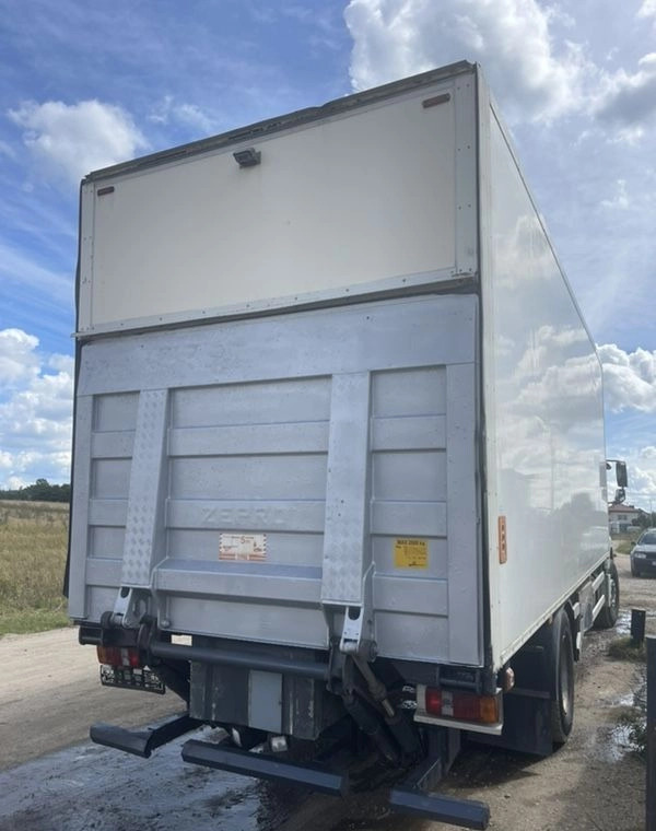 MERCEDES-BENZ AXOR PRZEBIEG TYLKO 322000 KM!!!! - Caminhão isotérmico: foto 3 MERCEDES-BENZ AXOR PRZEBIEG TYLKO 322000 KM!!!! - Caminhão isotérmico: foto 3