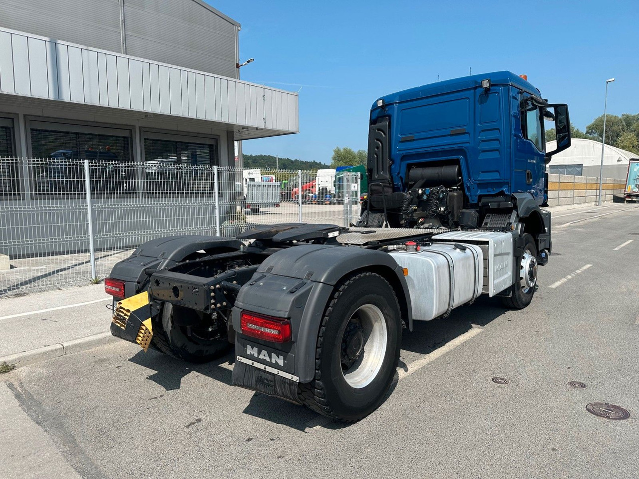 MAN TGS 18.470 4X4 Hydrodrive Kipphidraulik - Tractor: foto 3 MAN TGS 18.470 4X4 Hydrodrive Kipphidraulik - Tractor: foto 3