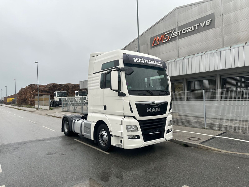 MAN TGX 18.500 - Tractor: foto 1 MAN TGX 18.500 - Tractor: foto 1