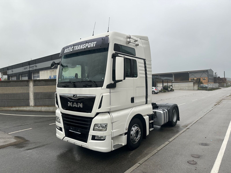 MAN TGX 18.500 - Tractor: foto 2 MAN TGX 18.500 - Tractor: foto 2