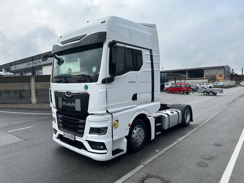 MAN TGX 18.510 4X2 LL SA Intarder Klima ACC - Tractor: foto 2 MAN TGX 18.510 4X2 LL SA Intarder Klima ACC - Tractor: foto 2