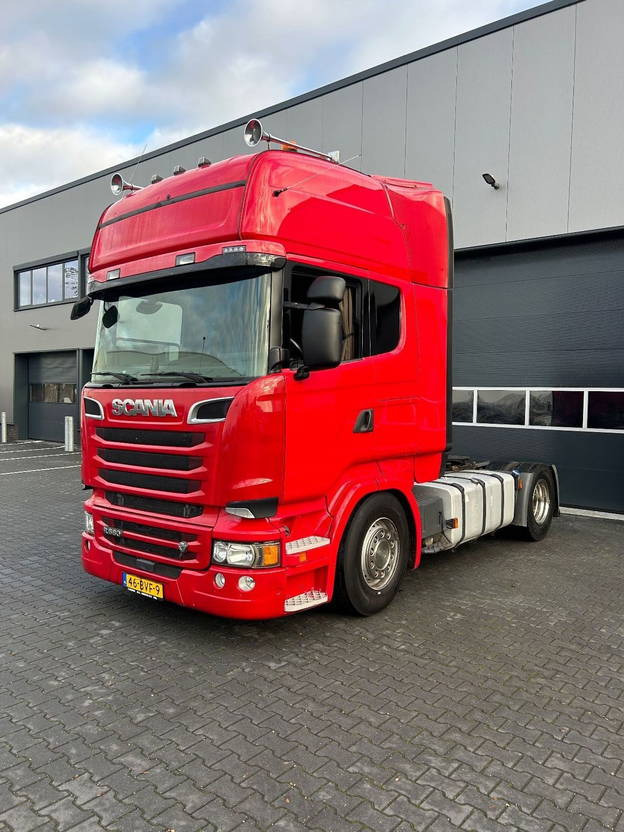 Scania R580 V8 R580 v8 Topline Retarder Full Airsuspension Double Glass - Tractor: foto 2 Scania R580 V8 R580 v8 Topline Retarder Full Airsuspension Double Glass - Tractor: foto 2