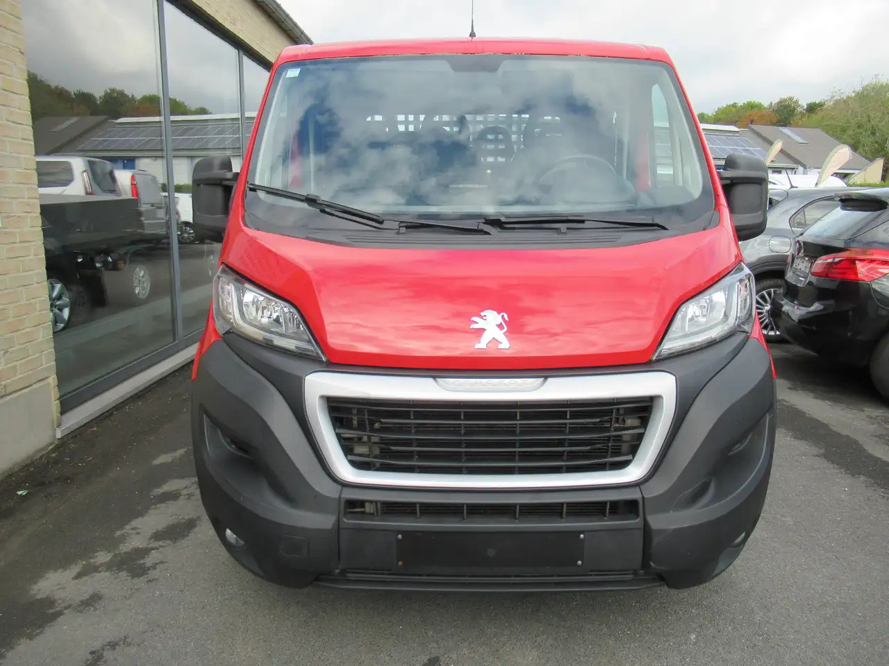 Peugeot Boxer DBLE CAB PLAT 12900€+TVA/BTW - Furgão caixa aberta, Carrinha cabine dupla: foto 3 Peugeot Boxer DBLE CAB PLAT 12900€+TVA/BTW - Furgão caixa aberta, Carrinha cabine dupla: foto 3