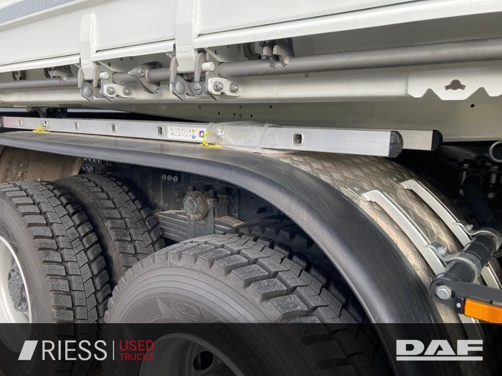 DAF XFc 480 FAT 6x4 Intarder Bordmatik Trigenius DAF XFc 480 FAT 6x4 Intarder Bordmatik Trigenius - Caminhão basculante: foto 4 DAF XFc 480 FAT 6x4 Intarder Bordmatik Trigenius DAF XFc 480 FAT 6x4 Intarder Bordmatik Trigenius - Caminhão basculante: foto 4