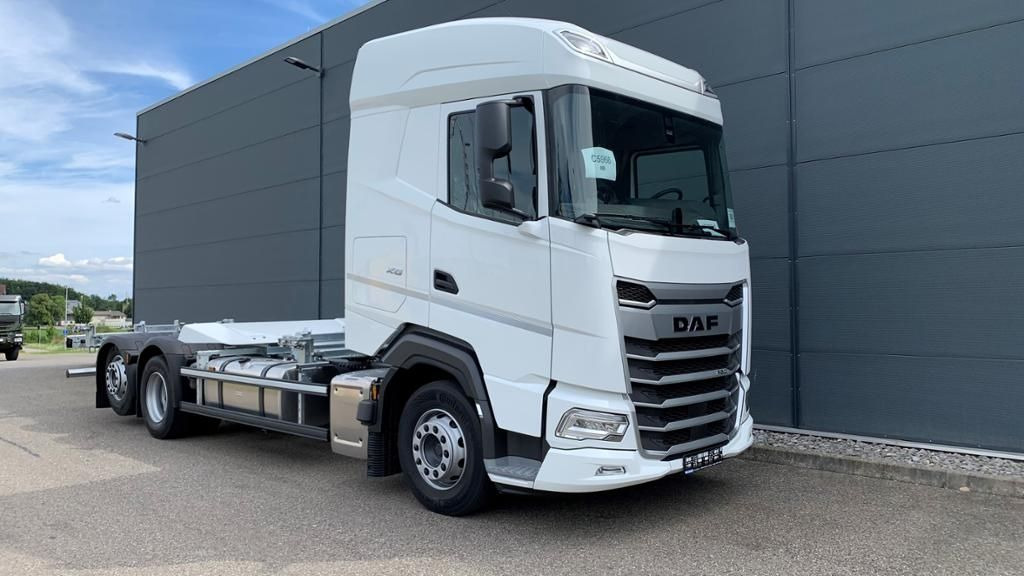 DAF XG 480 FAN 6X2 Multiwechsler 1120-1320 mm 2xAHK - Caminhão transportador de contêineres/ Caixa móvel: foto 1 DAF XG 480 FAN 6X2 Multiwechsler 1120-1320 mm 2xAHK - Caminhão transportador de contêineres/ Caixa móvel: foto 1